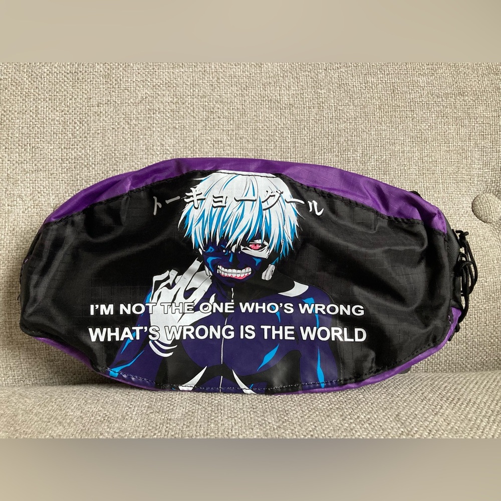 Tokyo Ghoul travel bag NWT and Manga volume 1